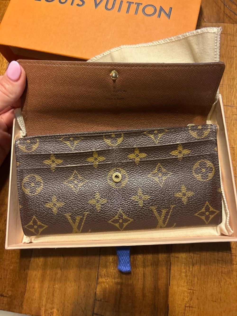 Louis Vuitton wallet - Picture 5 of 6